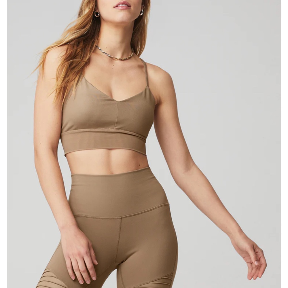 NWT ALO Yoga Lavish Sports Bra - Gravel/Glossy Brown - Size Extra Small - Picture 1 of 2